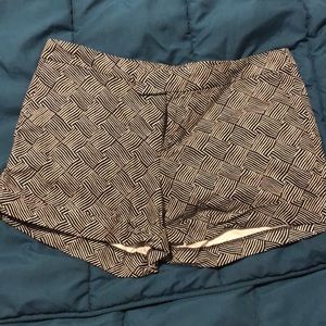 Patterned Banana Republic shorts NWOT